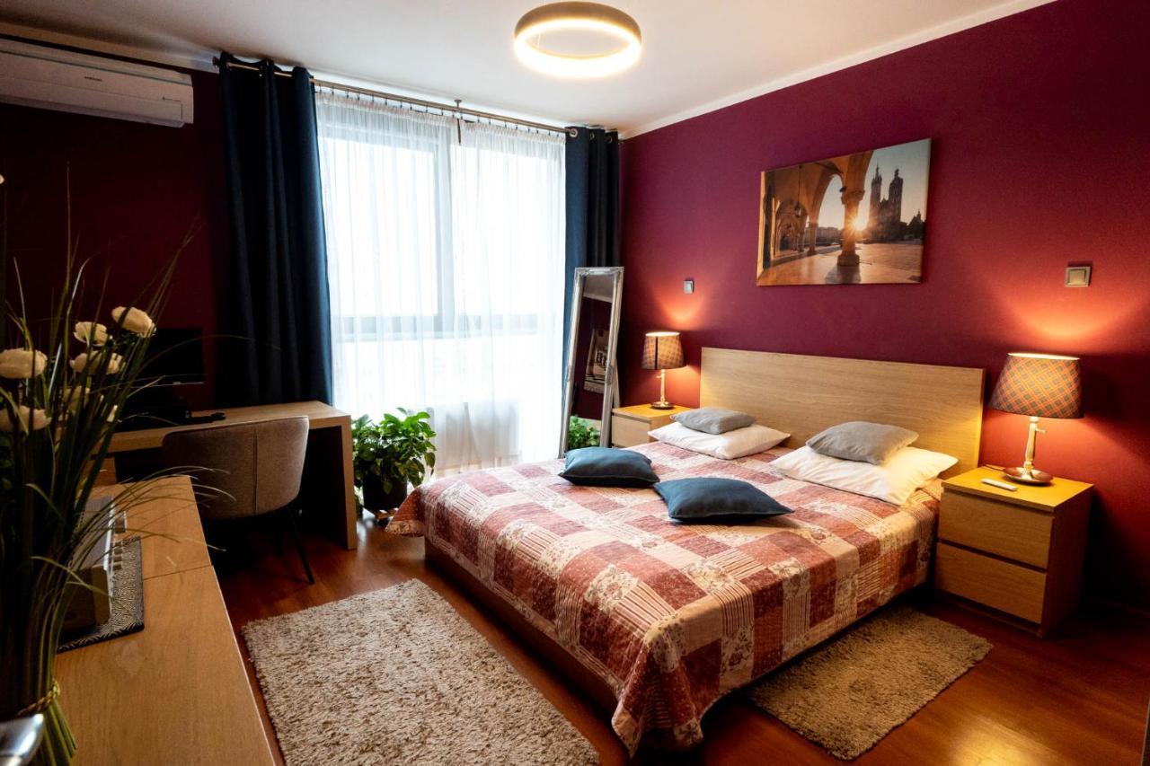 Torre Verona Apartment - 70M2, Terrace, Garage Krakov Exteriér fotografie